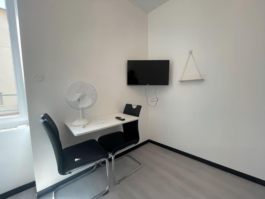 Appartement B2 20m2 Cosy 5min A Pied Des Gares *