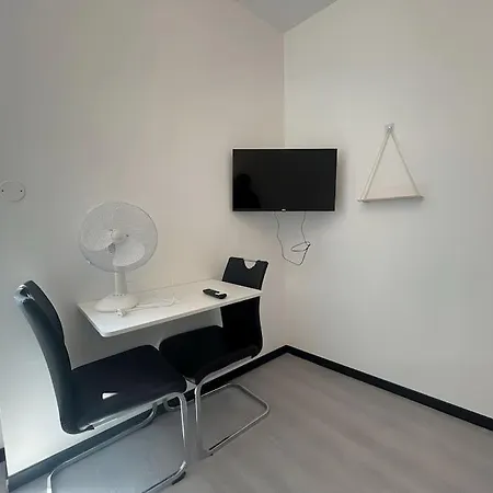 Studio B2 20M2 Cosy 5Min A Pied Des Gares Roanne Buitenkant foto